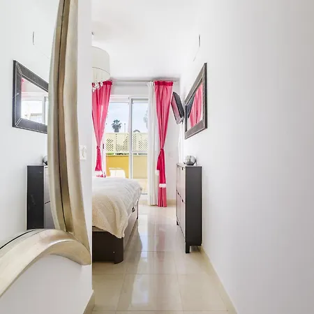 A&n Beachside Terrace Living