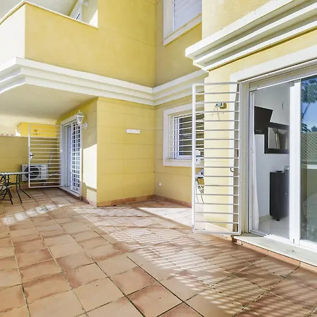 A&n Beachside Terrace Living